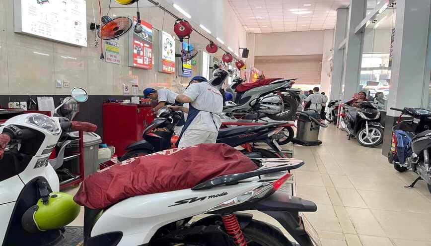 Nhớ đến trung tâm bảo dưỡng kiểm tra xe định kỳ