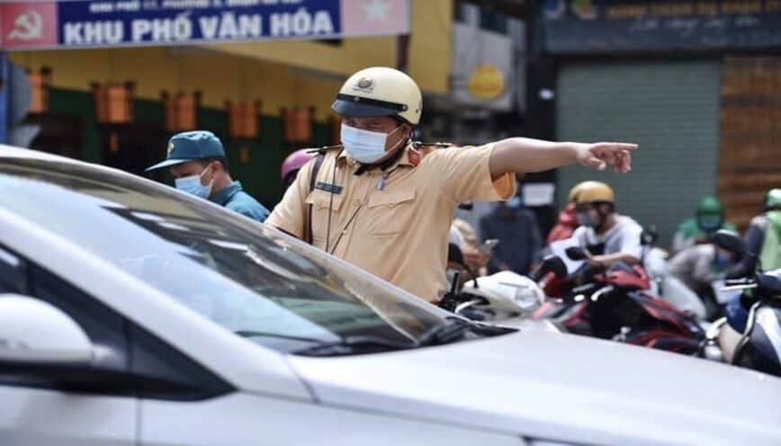 lỗi không tuân thủ biển báo