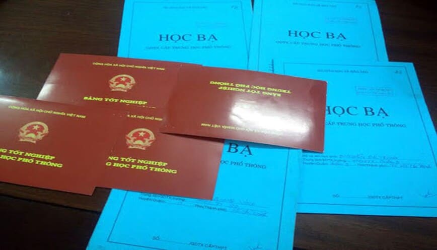 Phải tốt nghiệp ít nhất từ THCS và THPT để đủ điều kiện thi bằng lái xe hạng E