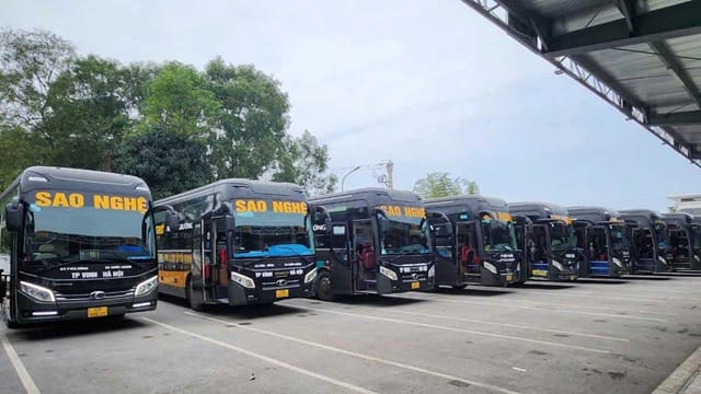 Nhà xe Sao Nghệ sở hữu dàn xe Limousine hiện đại và sang trọng