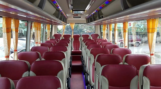 Phương tiện di chuyển của hãng được trang bị đầy đủ tiện nghi