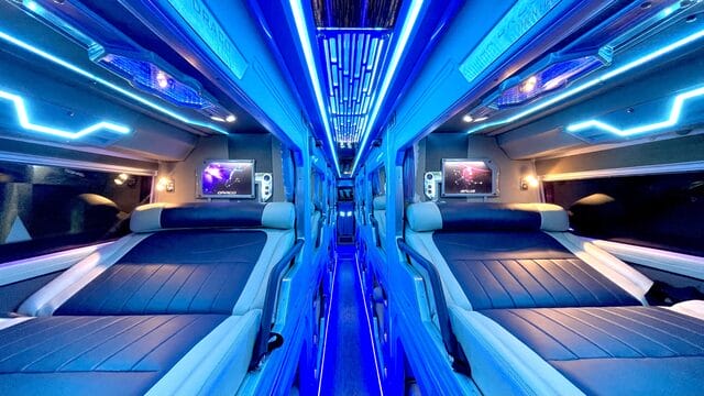 Xe Limousine của Tư Tiến được đầu tư hiện đại, mang đến trải nghiệm tuyệt vời cho mọi khách hàng