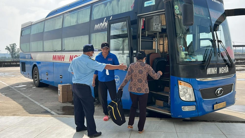 Có nên đi xe giường nằm Minh Nghĩa không?