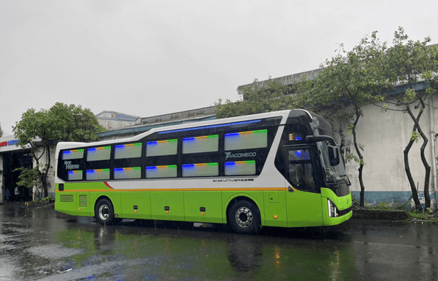 Khang Vy có hệ thống xe vận chuyển sang trọng, đầy đủ tiện nghi
