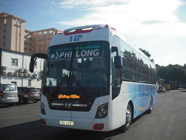 Nhà xe Phi Long dùng xe giường nằm cho tuyến đường Huế đến Sài Gòn