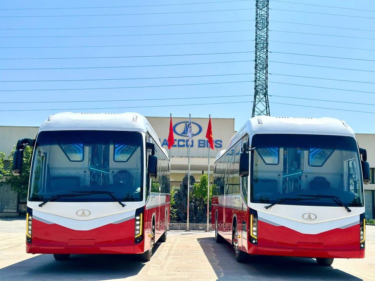 Nhà xe phục vụ khách hàng với đa dạng các loại xe và mức giá khác nhau