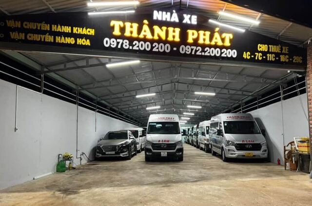 Đến trực tiếp các văn phòng chi nhánh của Thành Phát để được tư vấn về lịch trình và đặt vé Đến trực tiếp các văn phòng chi nhánh của Thành Phát để được tư vấn về lịch trình và đặt vé
