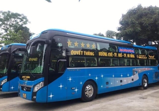 Dịch vụ chủ yếu của nhà xe Quyết Thắng là vận chuyển hành khách