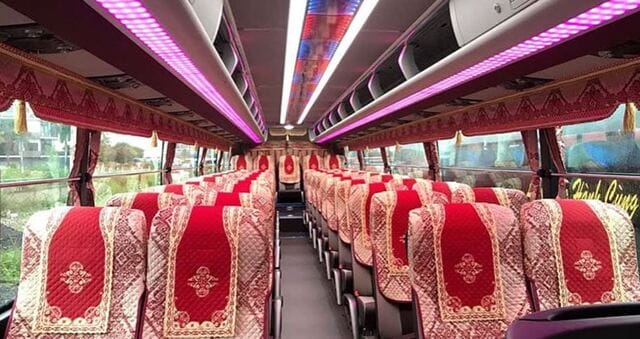 Không gian xe rộng rãi, thoáng mát đem đến cảm giác dễ chịu cho khách hàng