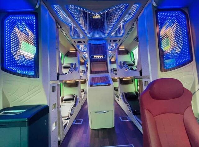 Tiện ích đầy đủ được trang bị trên xe nhằm phục vụ cho hành khách tốt nhất