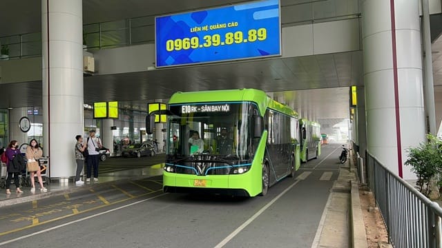 Những ưu điểm của tuyến xe E10 khiến hành khách tin chọn