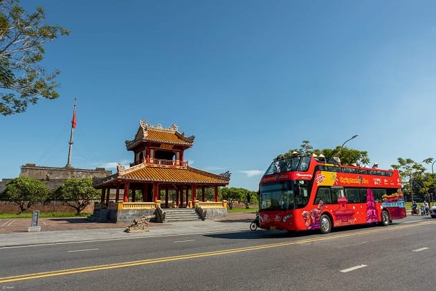 Bỏ túi vài kinh nghiệm khi di chuyển trên tuyến bus này nhé
