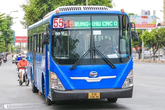 Xe dừng tời 35 điểm trên cả hành trình