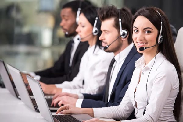 Chăm sóc khách hàng 24/7 – Luôn sẵn sàng khi bạn cần hỗ trợ