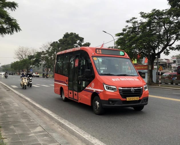 Kinh nghiệm hành khách cần biết khi di chuyển bằng xe buýt
