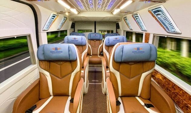 Không gian bên trong xe Sơn Hải rộng rãi, sạch sẽ