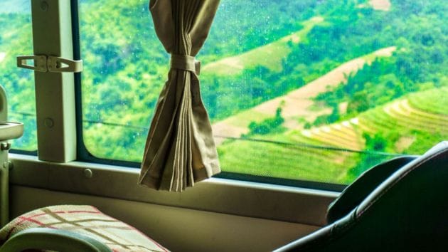 TNT sở hữu nhiều loại hình xe cao cấp để bạn lựa chọn