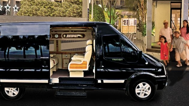 Xe luôn được chăm sóc kĩ trước khi tiếp đón khách hàng
