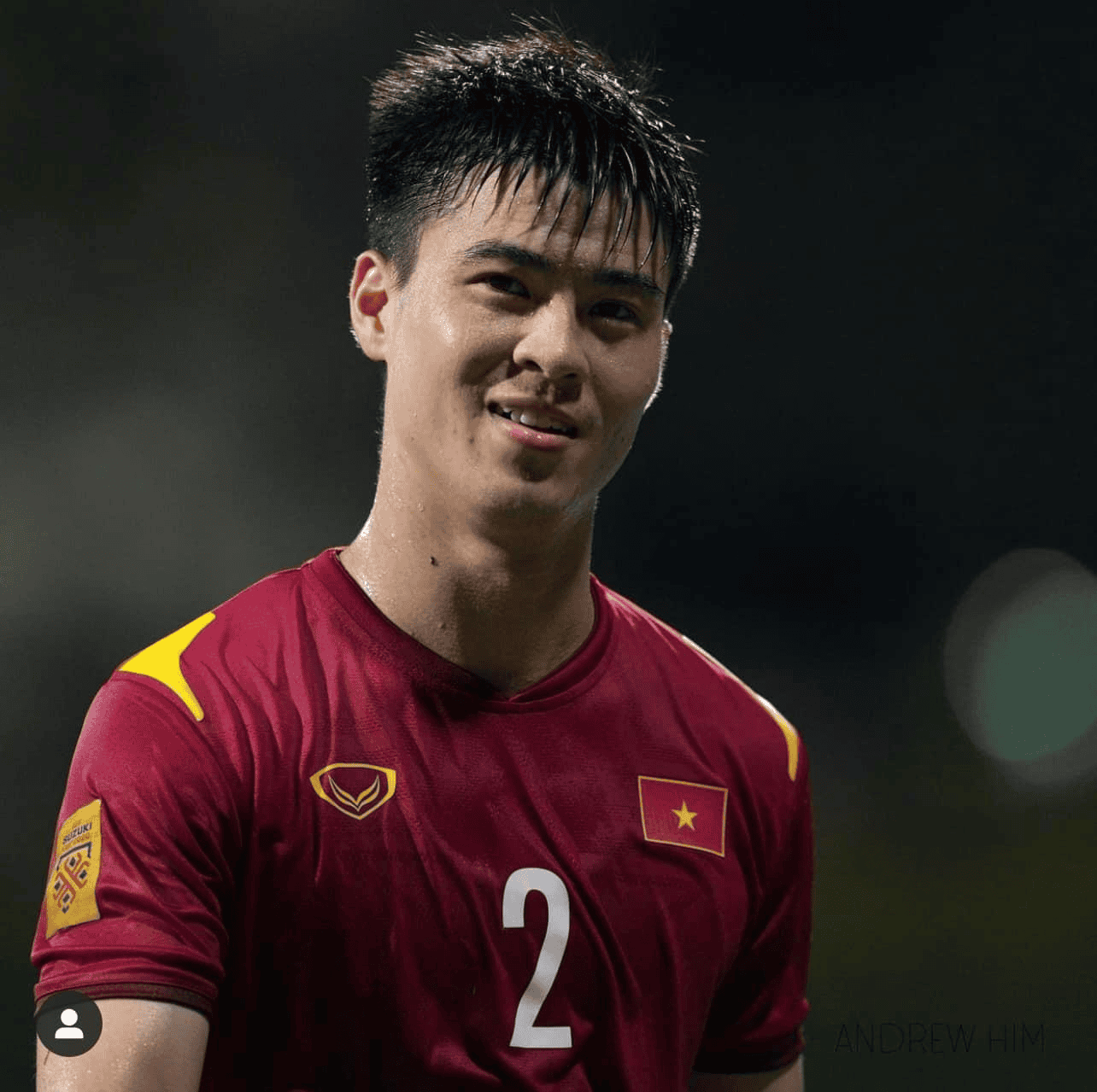 Anh không sở hữu kỹ thuật quá hoa mỹ, nhưng lại có khả năng đọc tình huống và tranh chấp hiệu quả