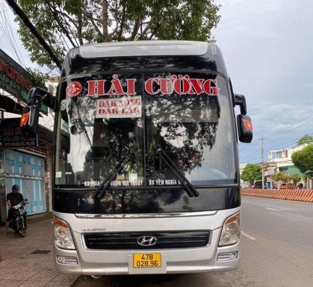 Dàn xe Limousine 40 chỗ đời mới, trang bị đầy đủ tiện ích của hãng xe Hải Cường