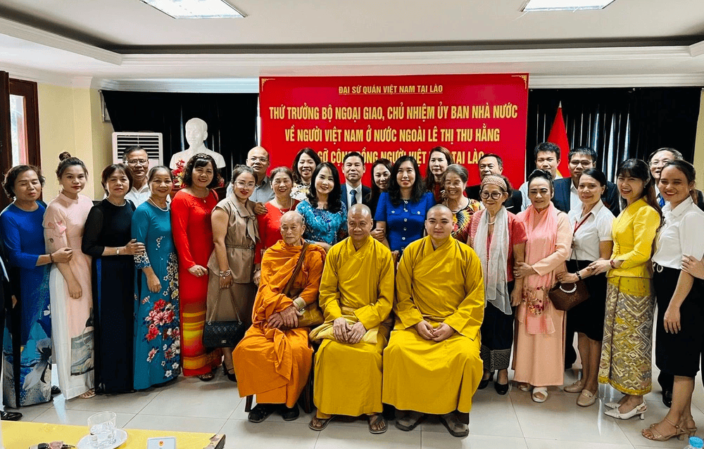 Cộng đồng kiều bào Việt tại Lào rất đông đảo