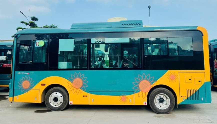 Bảng cơ cấu giá vé xe buýt niêm yết công khai