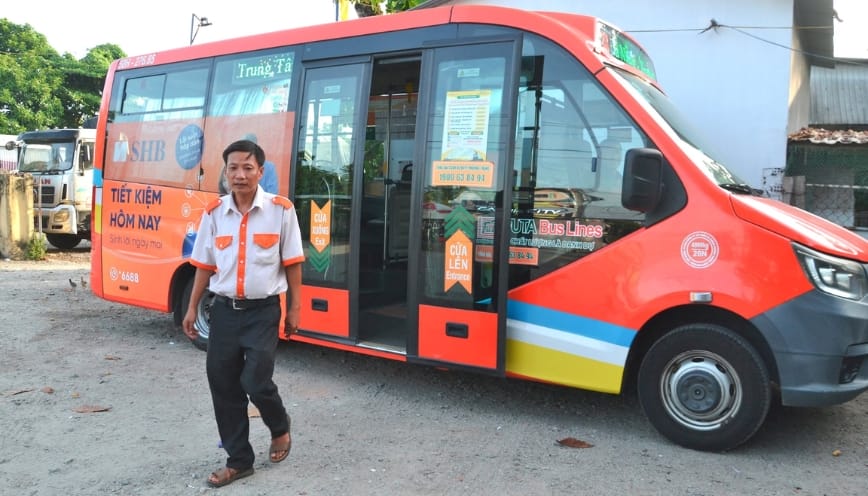 Những điều cần lưu ý khi di chuyển bằng xe buýt LK21