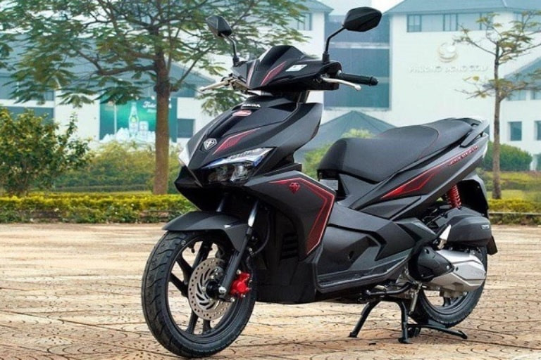 Bảng giá thuê xe máy theo ngày tại một cửa hàng ở Đà Nẵng