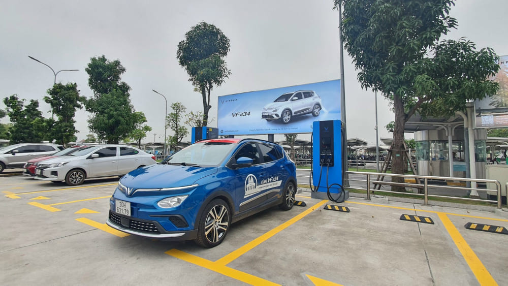 Các loại trụ sạc khác nhau trong hệ thống trạm sạc VinFast