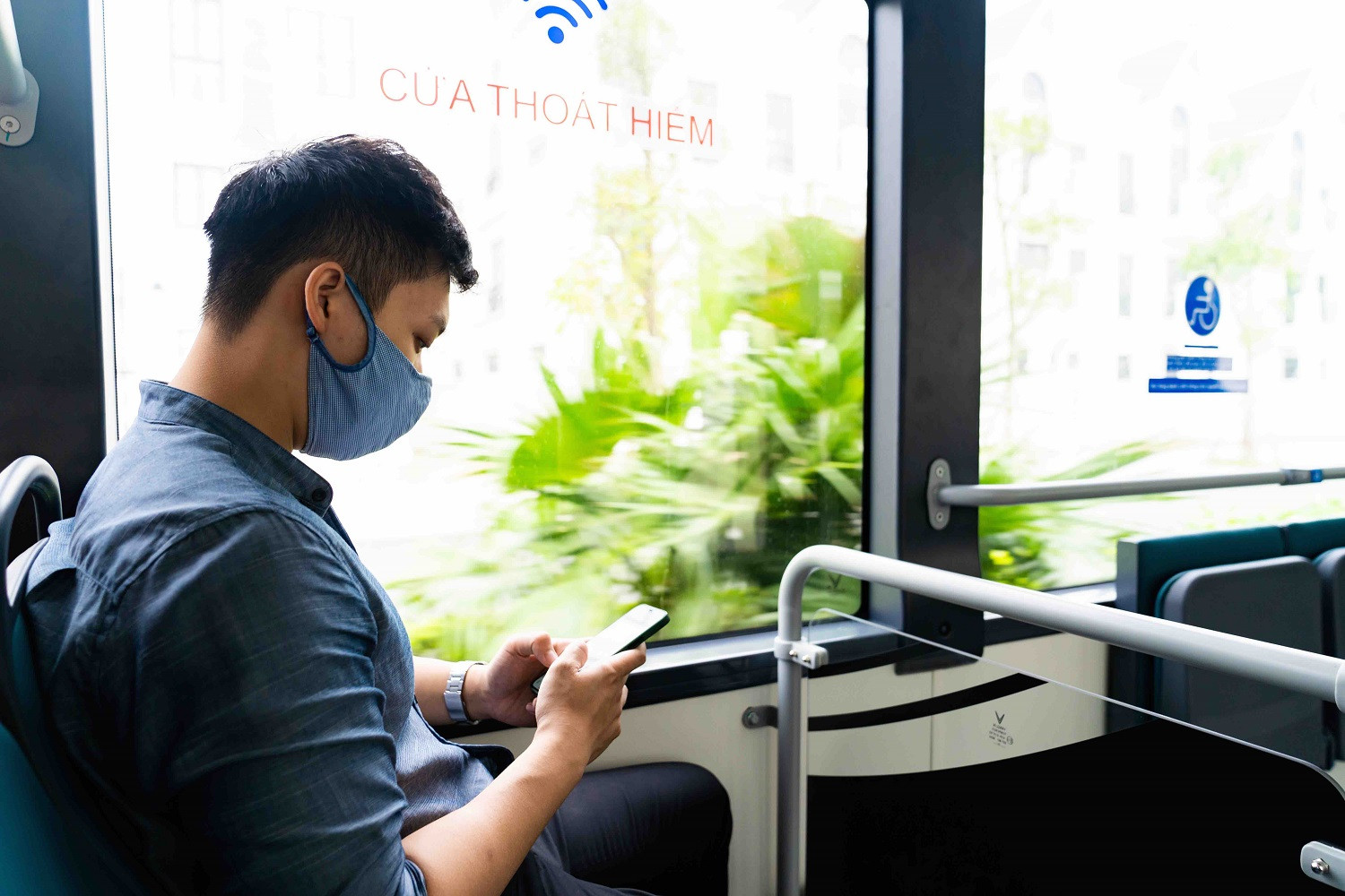 Các tính năng công nghệ hiện đại được tích hợp trên xe buýt điện VinBus