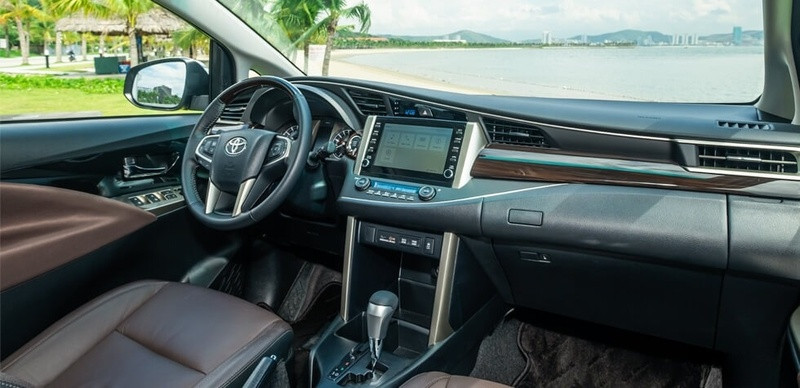 Các trang bị tiện nghi bên trong Toyota Innova 2022