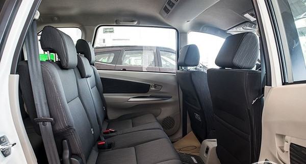 Chất liệu ghế nỉ trên xe Toyota Avanza