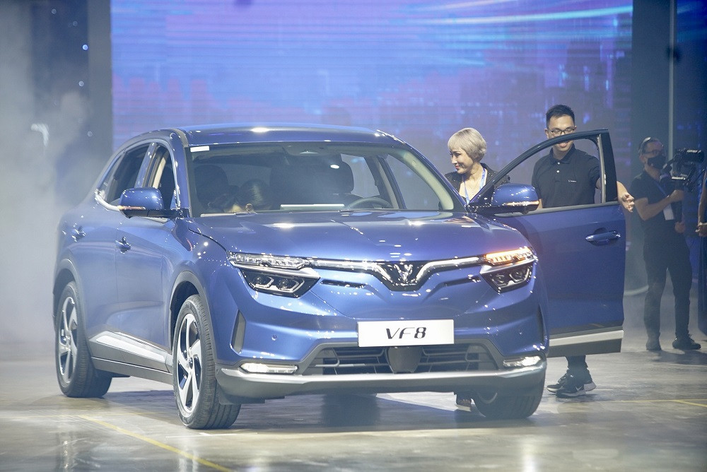 Sự kiện Bàn Giao Xe VF 8 Đầu Tiên Tại Việt Nam - XeThienTri.com