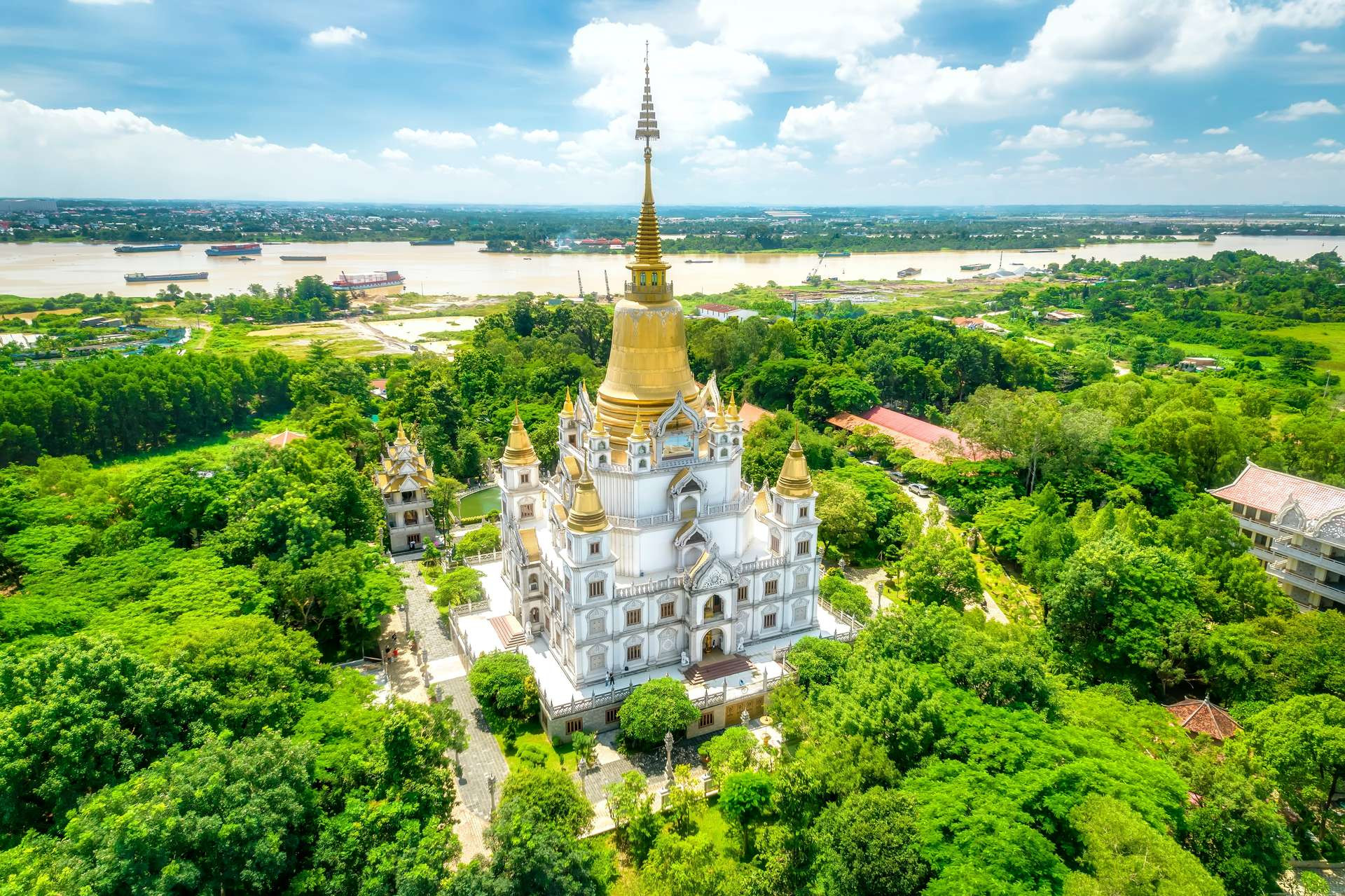 Chùa Minh Thành tại Pleiku, Gia Lai, điểm tham quan tâm linh và kiến trúc độc đáo