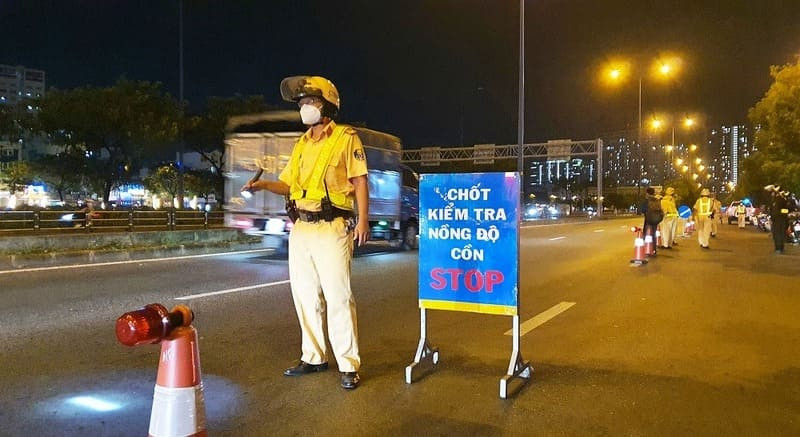 Chuyên đề kiểm tra nồng độ cồn trên đường