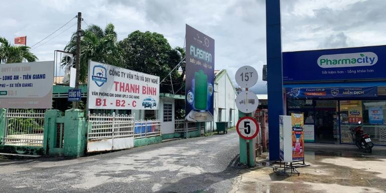 Cổng chính Bến xe Tiền Giang trên đường Lý Thường Kiệt