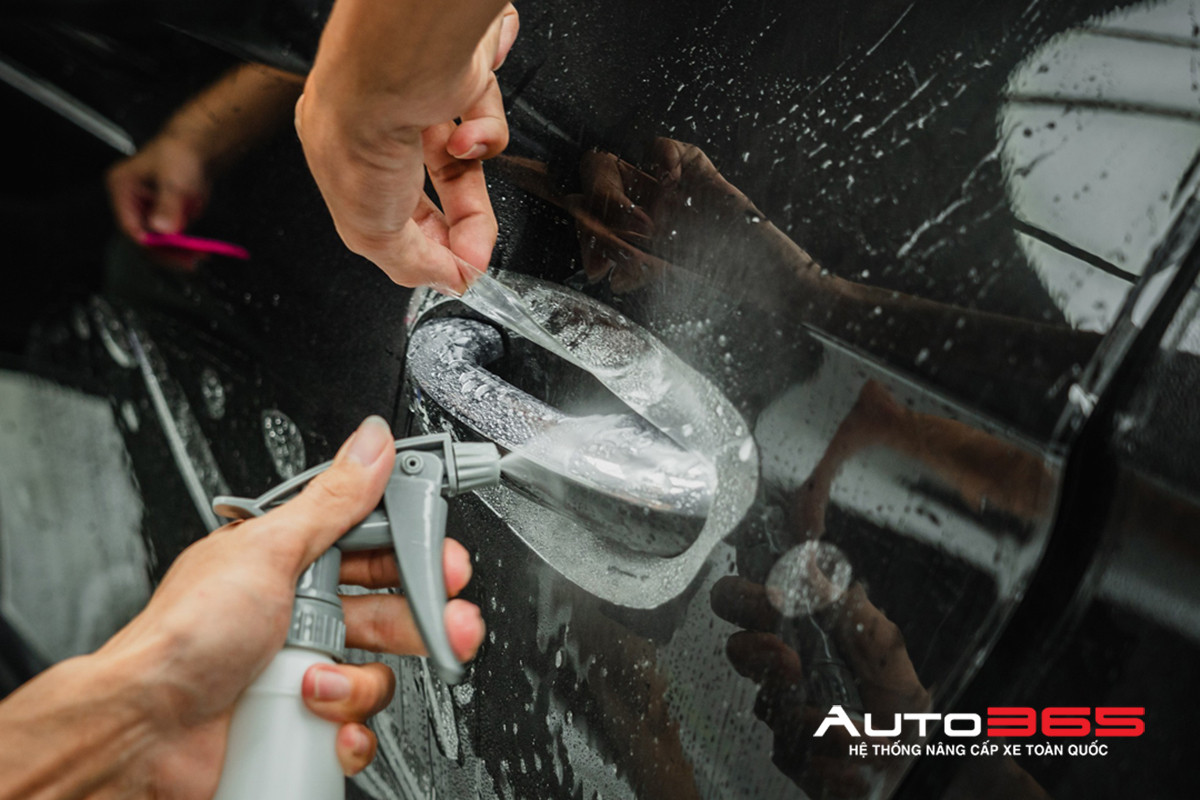 Dán PPF bảo vệ sơn ô tô tại Auto365 Thanh Hóa