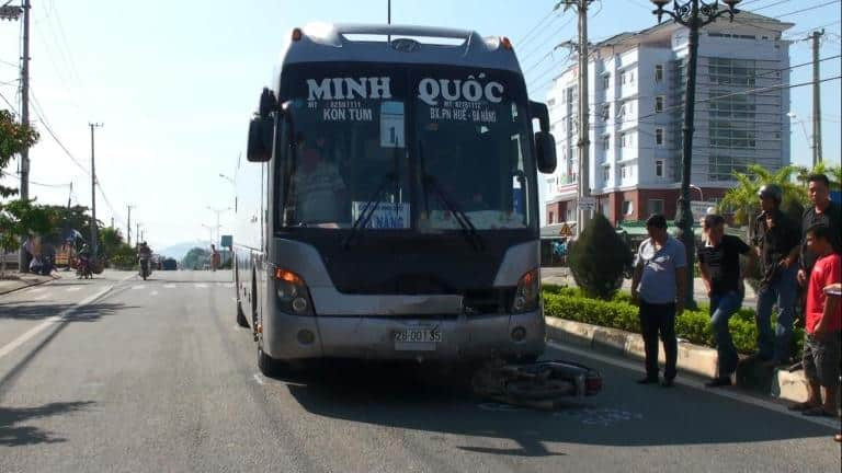 Để chuyến đi với Nhà Xe Minh Quốc diễn ra suôn sẻ, bạn nên đến bến xe ít nhất 30 phút trước giờ xe khởi hành.