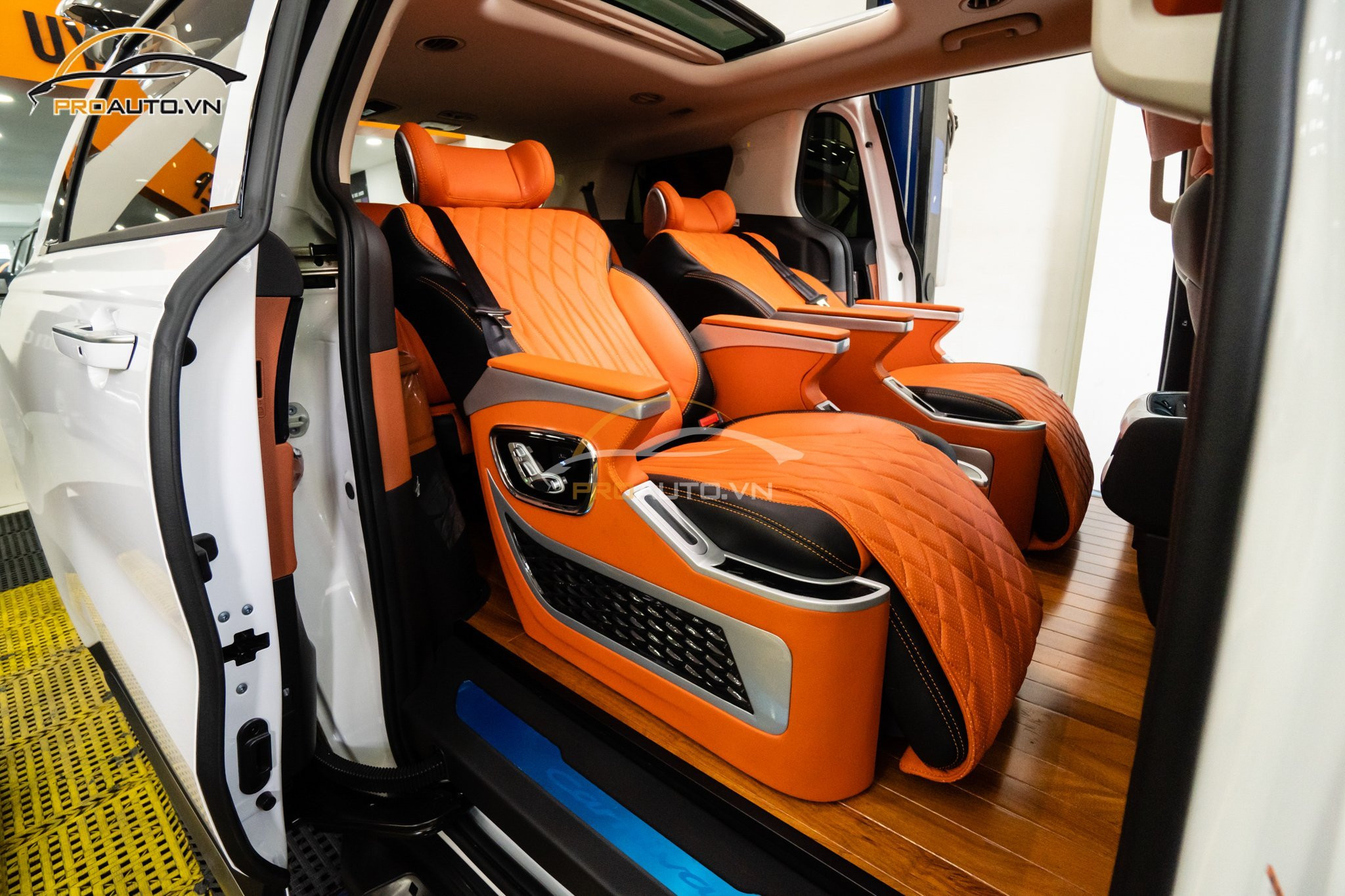 Ghế Limousine được sản xuất và tùy chỉnh tại Việt Nam