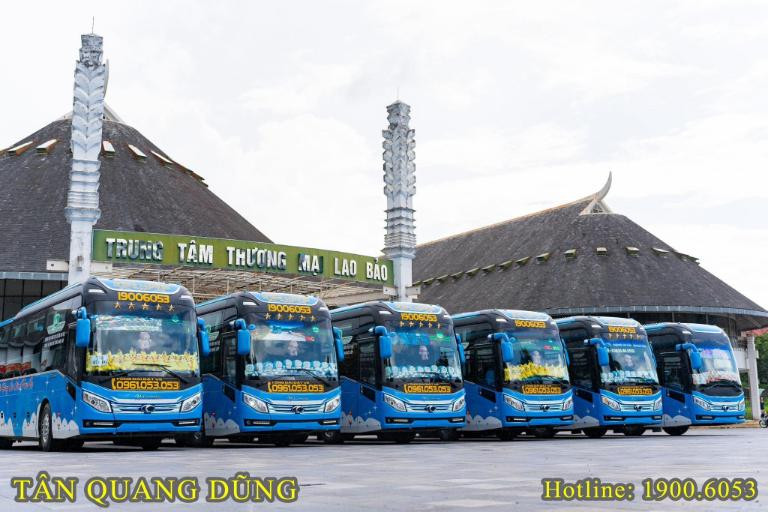 Gọi tổng đài Nhà xe Tân Quang Dũng để được hỗ trợ đặt vé nhanh chóng