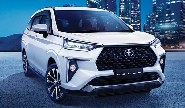 Hình ảnh Toyota Veloz 2022 màu trắng tinh tế