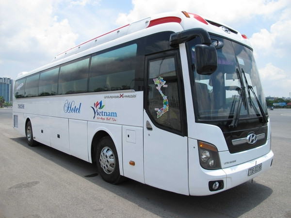 Hình ảnh xe 45 chỗ Hyundai Universe và kích thước