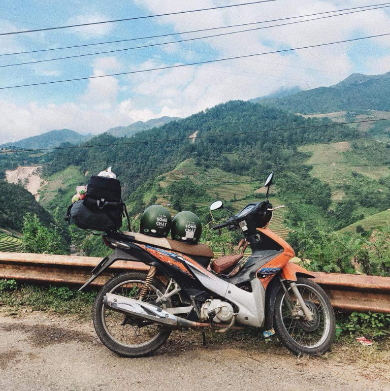 Hình ảnh xe máy đi phượt tại Hanoi Motor tour