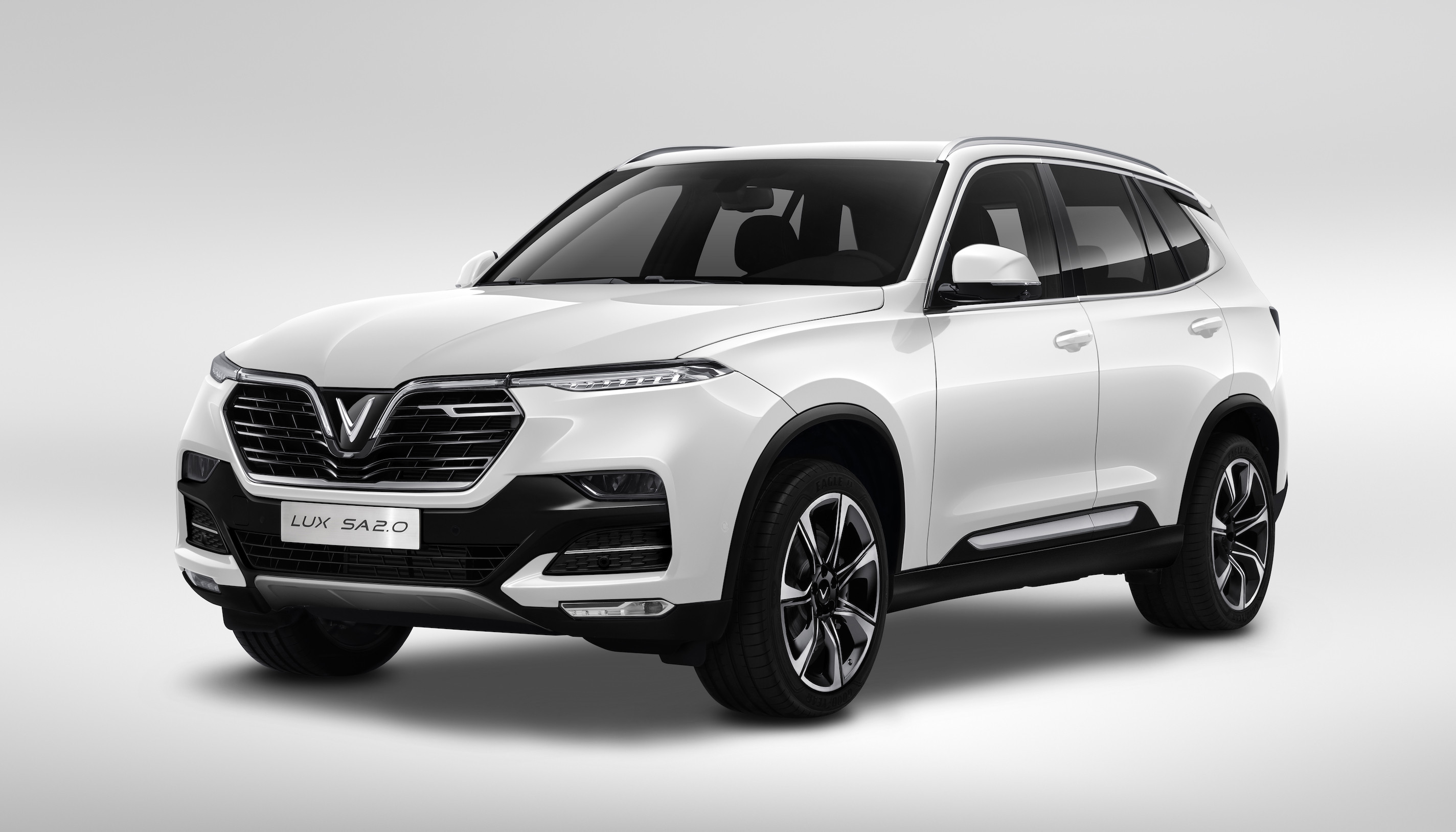 Hình ảnh xe VinFast Lux SA2.0 áp dụng gói ưu đãi mua trả góp.