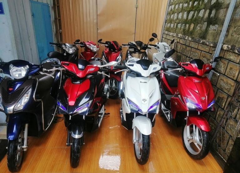 Kho xe máy cho thuê tại Khách sạn Thông Xanh ở Đắk Nông