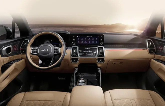 Khoang nội thất KIA Sorento với màn hình giải trí lớn và thiết kế hiện đại