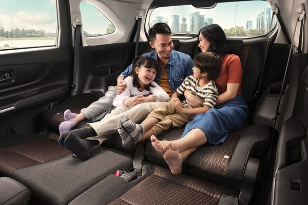 Không gian nội thất rộng rãi nhờ gầm DNGA trên Toyota Avanza