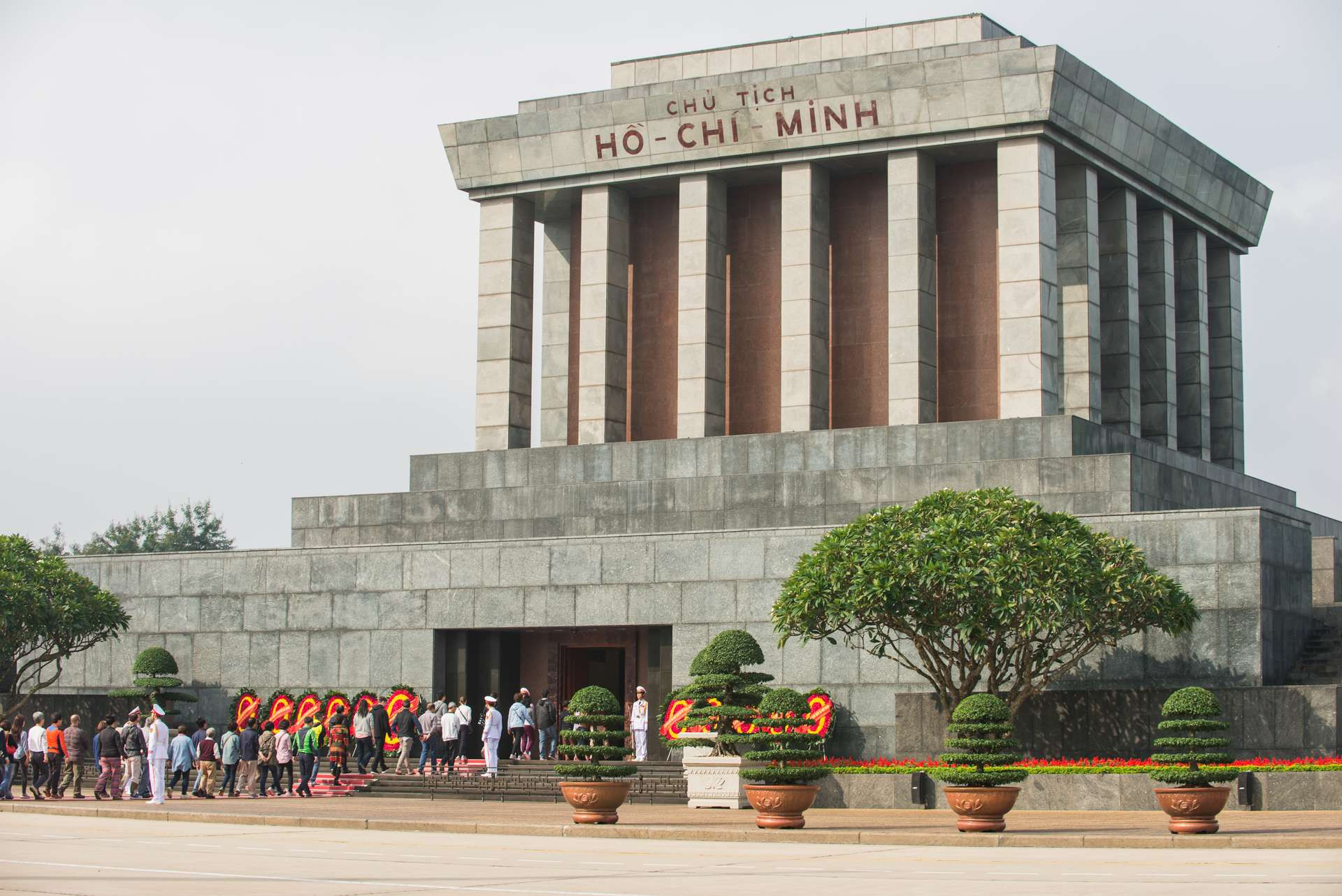 Lăng Chủ tịch Hồ Chí Minh - điểm đến lịch sử nổi tiếng tại Hà Nội