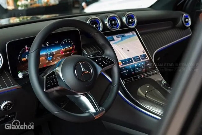 Màn hình kỹ thuật số và màn hình giải trí trên Mercedes-Benz GLC 200 4Matic 2025