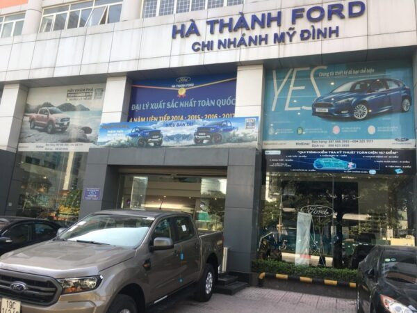 Mặt tiền đại lý Mỹ Đình Ford chính hãng tại Hà Nội
